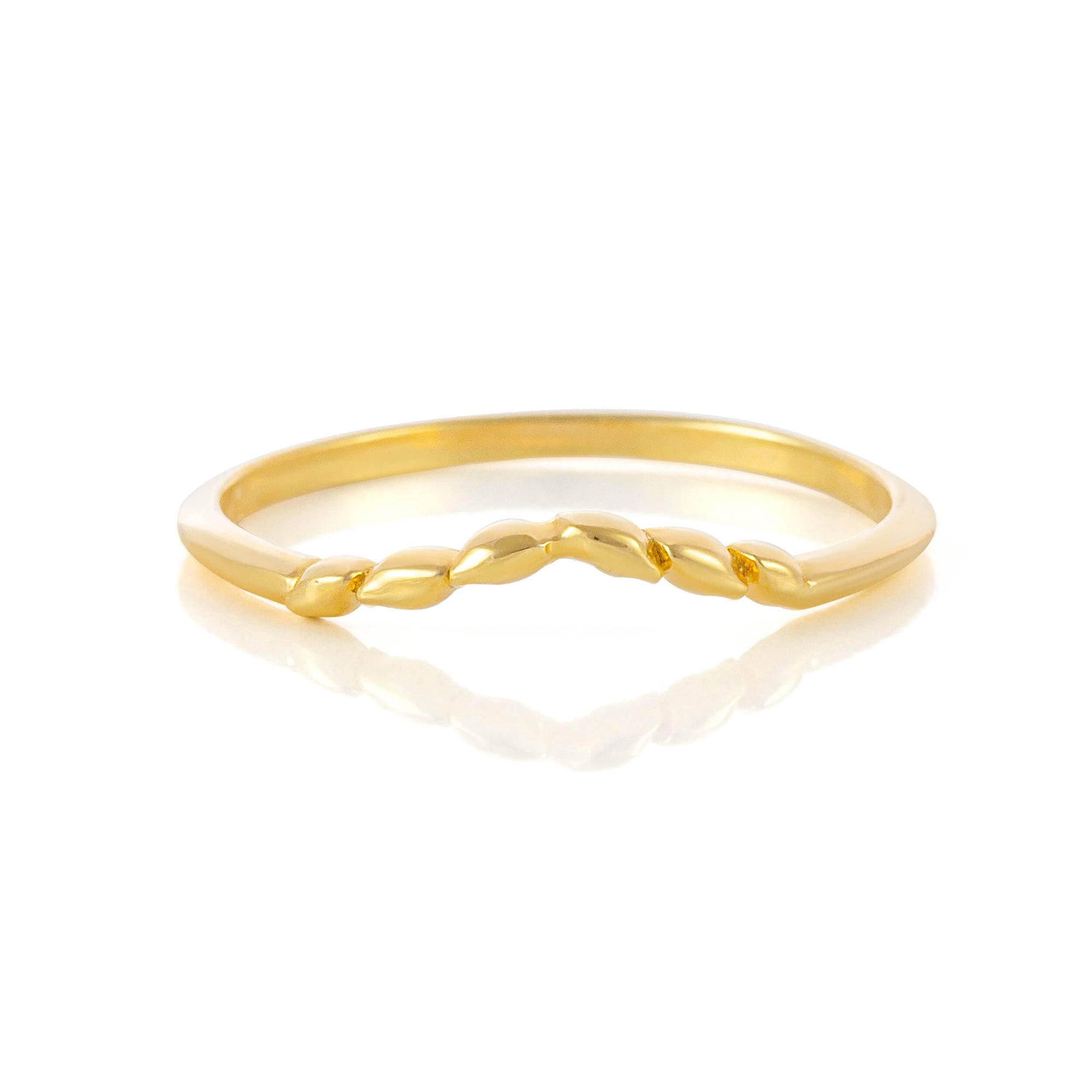 Vika Curved Leaf Ring