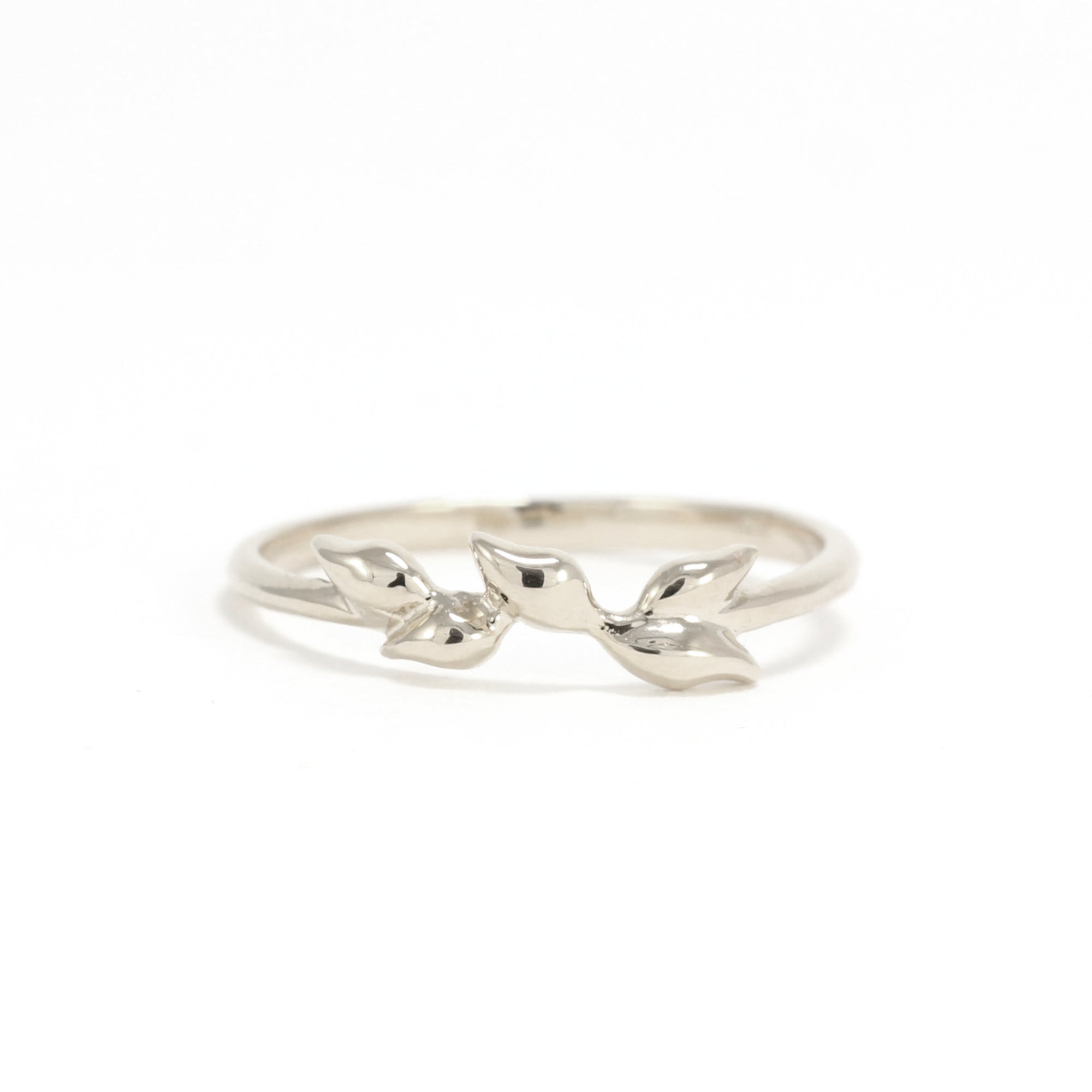 Artemis Ring in White Gold