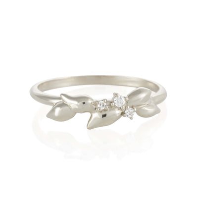 Daphne Ring in White Gold
